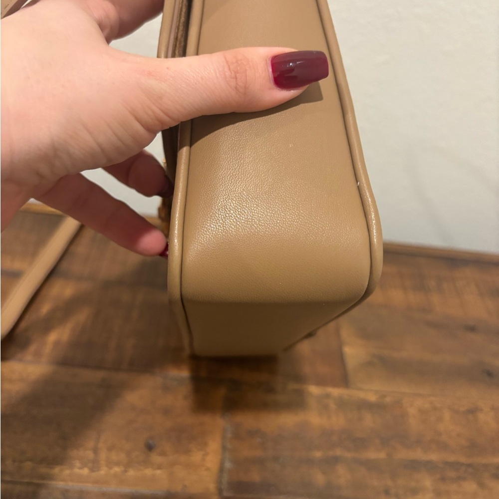 Sam Edelman Tan Crossbody Bag with Gold Tone Details - Picture 5 of 8